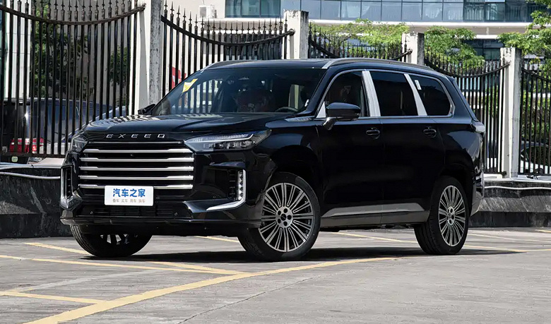 261 л.с., 8-ступенчатый «автомат» Aisin, полный привод, адаптивная подвеска и топовое оснащение за 180 тыс. юаней (2 млн рублей): представлен Exeed VX 2026